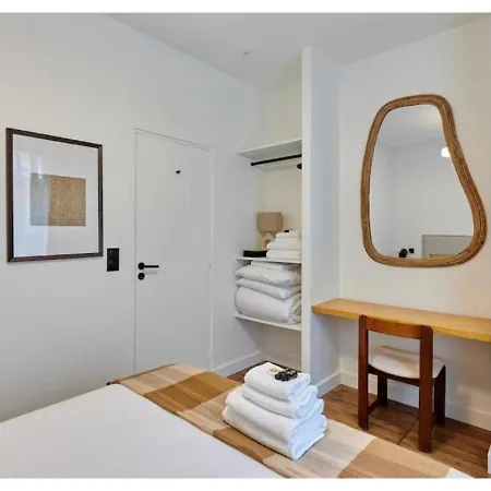 Apartment In The Center Of Paris By Studio Prestige Exterior photo